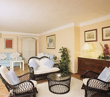 Relais Colonna פורטו צ'רבו