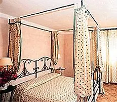 Relais Colonna 4*