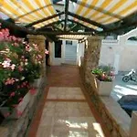 Relais Colonna فندق بورتو كيرفو