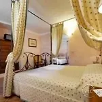 فندق Relais Colonna 4*