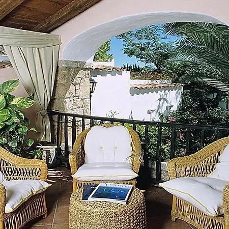 科隆纳波托策沃酒店