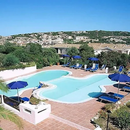 科隆纳波托策沃酒店 4*