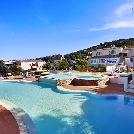 科隆纳波托策沃酒店